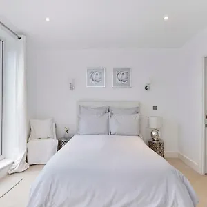 Tower Bridge Lux-townhouse Guest house